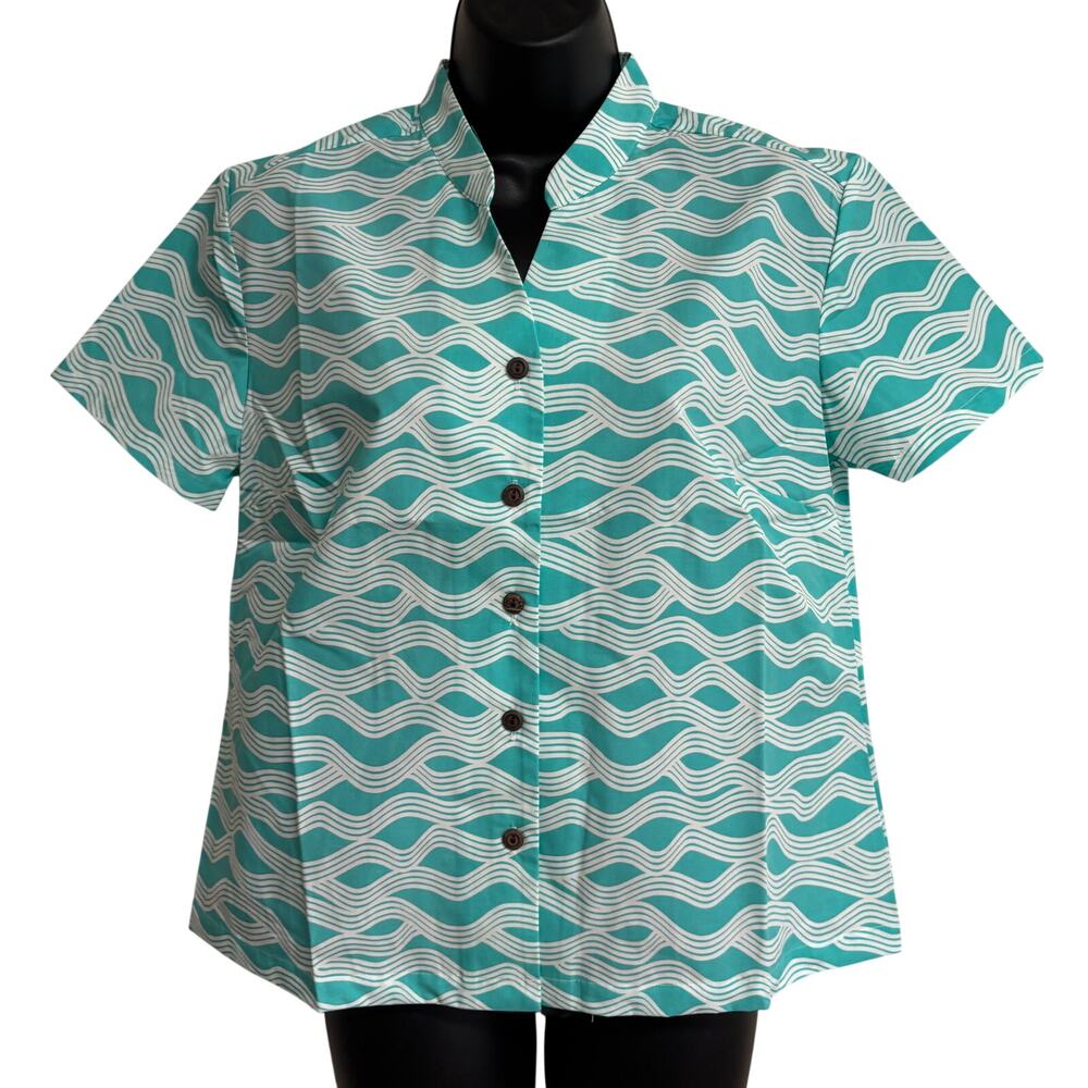 Avanti Hawaiian Shirt Women Medium Teal White Wave Button Short Sleeve New
